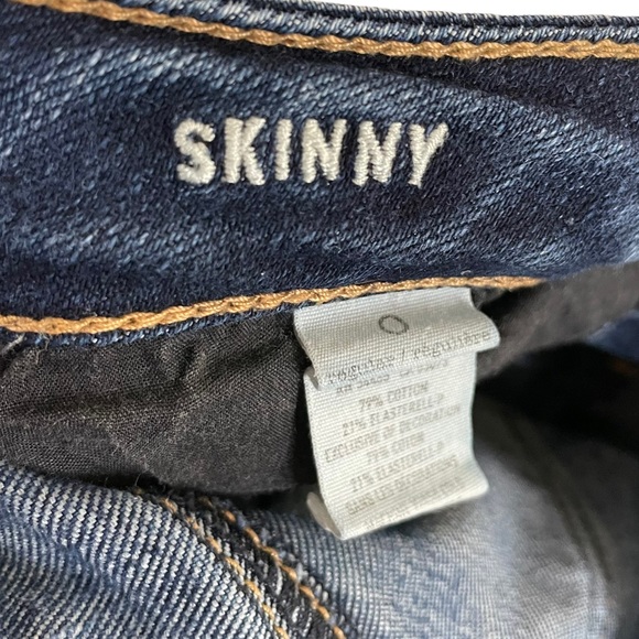 American Eagle Outfitters AEO Skinny Stretch Size 0 Dark Blue Wash 5-Pockets Low - Picture 5 of 14